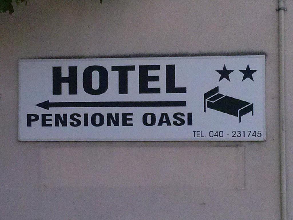 Hotel Oasi Múggia Exterior foto